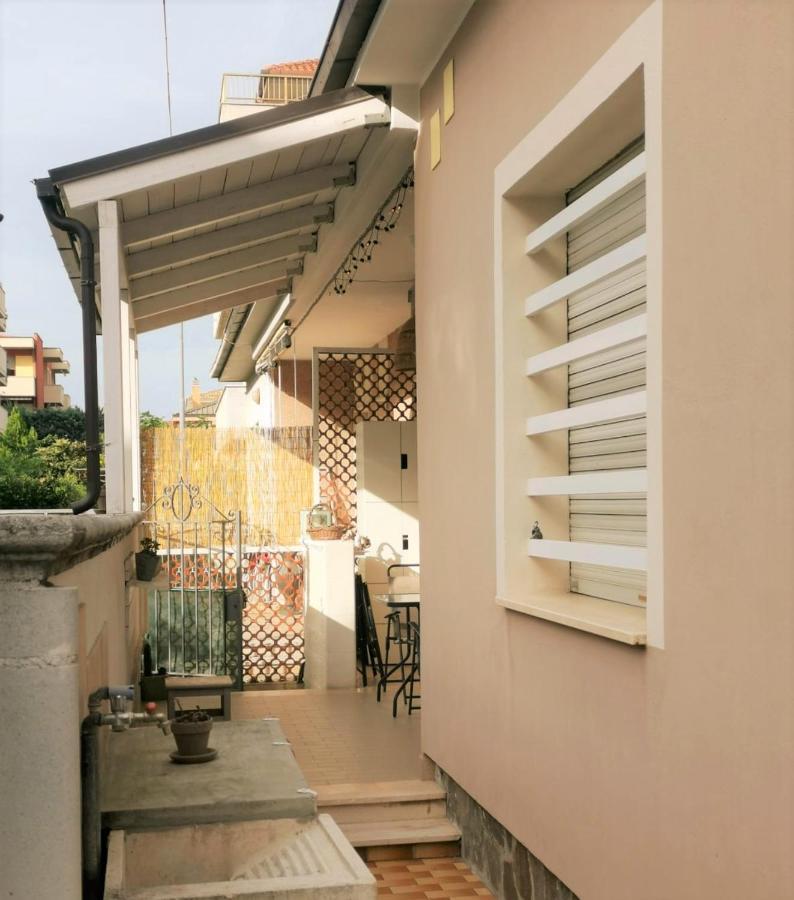 Villa Casa Giulia A 500 Mt Dal Mare Montesilvano Marina Exterior foto